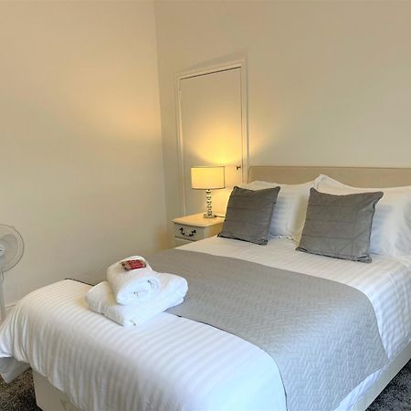 Robinhuts - 3 Bed Accommodation -Perfect For Contractors, Families & Students Kingston upon Hull Kültér fotó