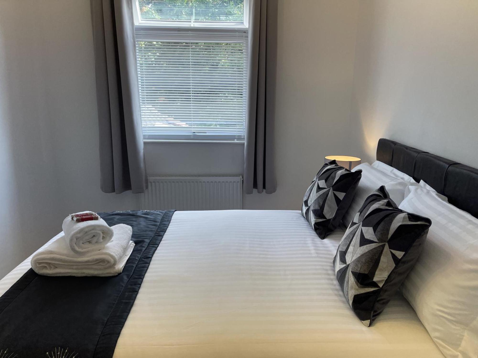 Robinhuts - 3 Bed Accommodation -Perfect For Contractors, Families & Students Kingston upon Hull Kültér fotó